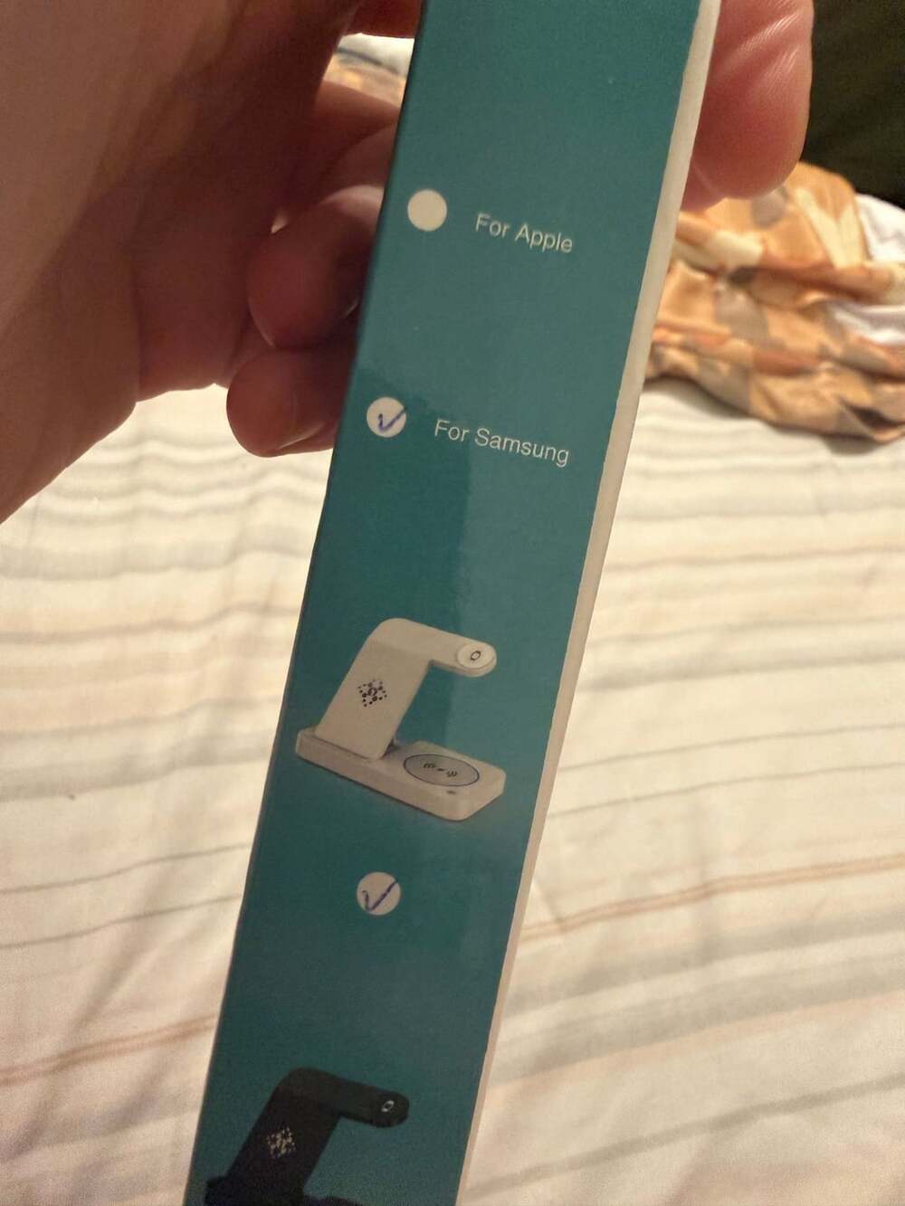 Foldable Fast Charge Dock - Picture 2 of 6